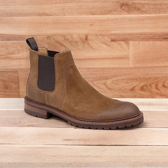 Johnston & Murphy Other - Johnston & Murphy Men's Barrett Chelsea Tan Oiled Suede 13 M